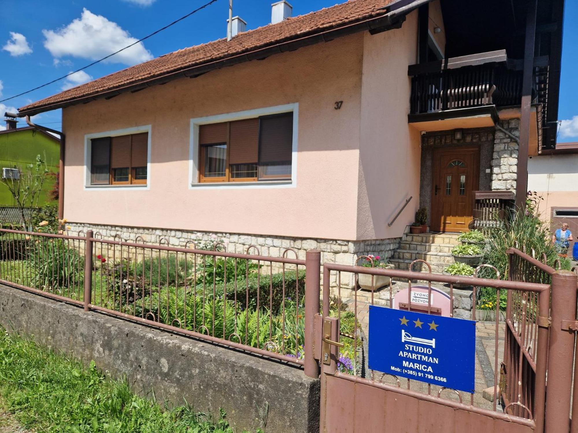 Studio Apartman Marica - Ogulin, Hrvatska Eksteriør bilde